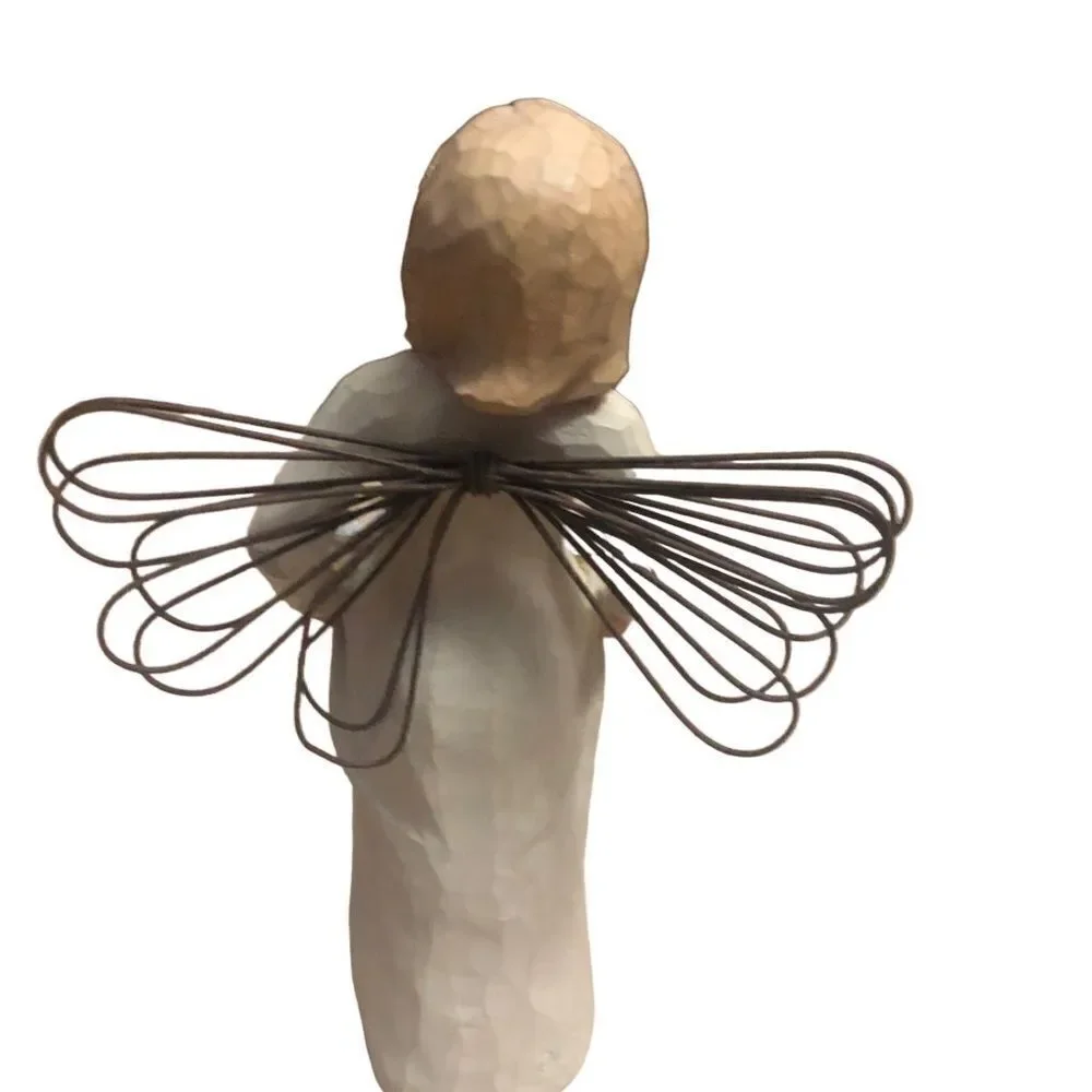 Susan Lordi Demdaco Willow Tree Angel of Spring 2001 Figurine
